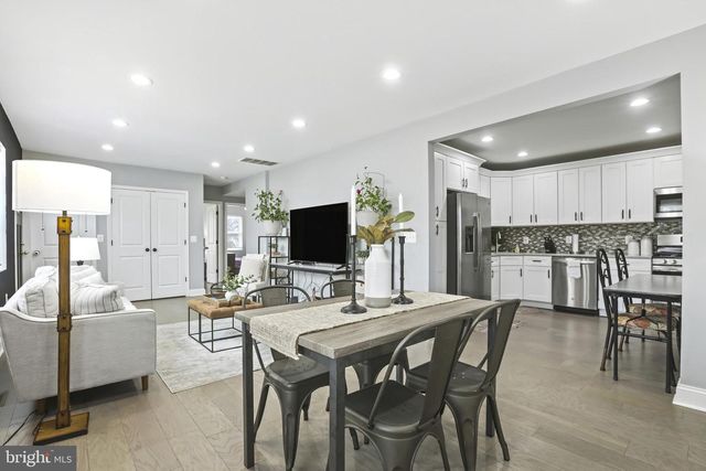 3815 N ROGERS AVE, Baltimore, MD 21207