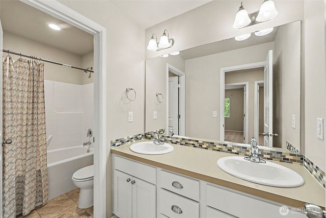 3446 Hera Street NE, Lacey, WA 98516