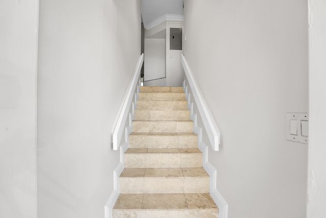 704 Freedom Court, Deerfield Beach, FL 33442