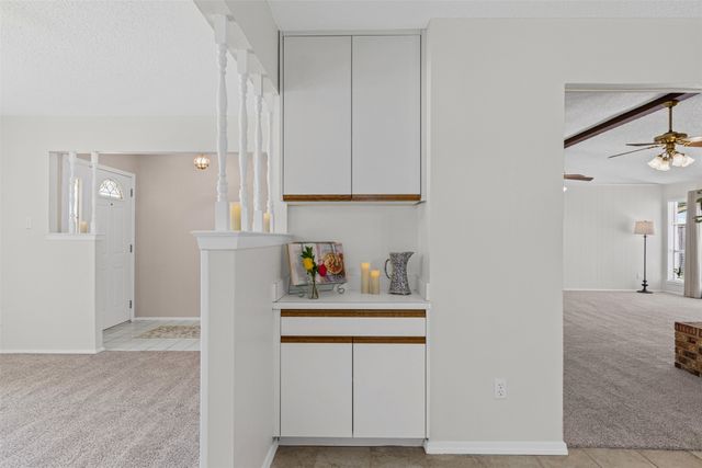 3915 Glenbrook Drive, Arlington, TX 76015