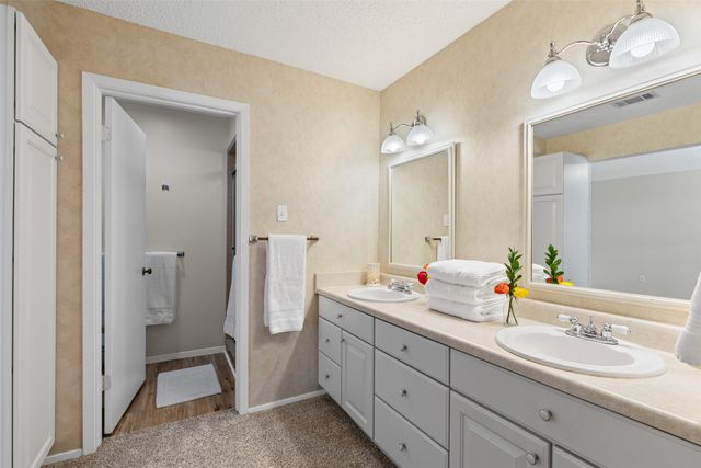 3915 Glenbrook Drive, Arlington, TX 76015