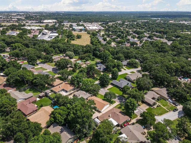 3915 Glenbrook Drive, Arlington, TX 76015