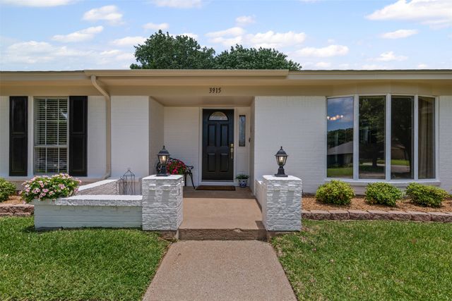 3915 Glenbrook Drive, Arlington, TX 76015