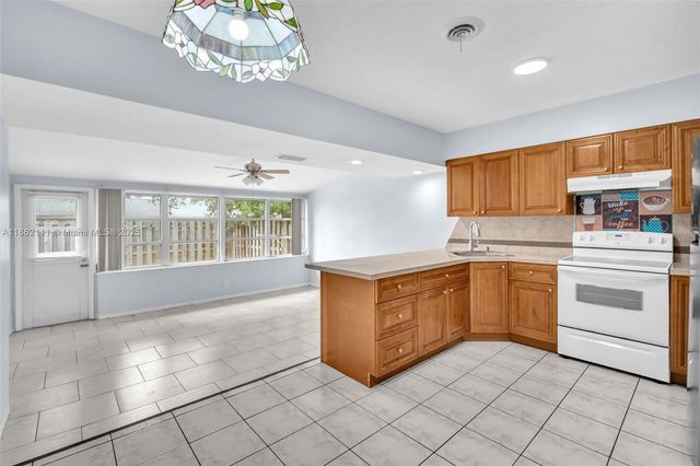 5131 NE 18th Ter, Fort Lauderdale, FL 33308