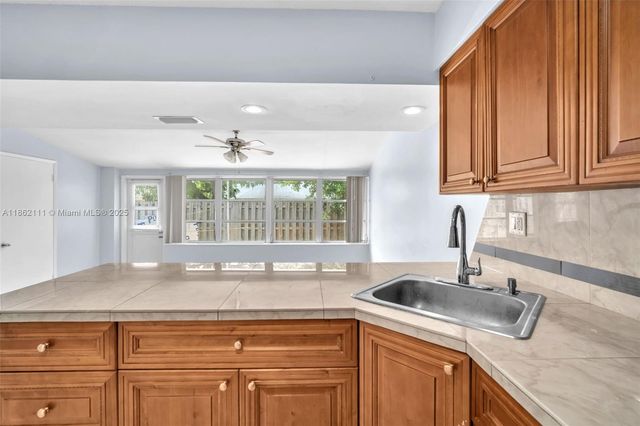 5131 NE 18th Ter, Fort Lauderdale, FL 33308