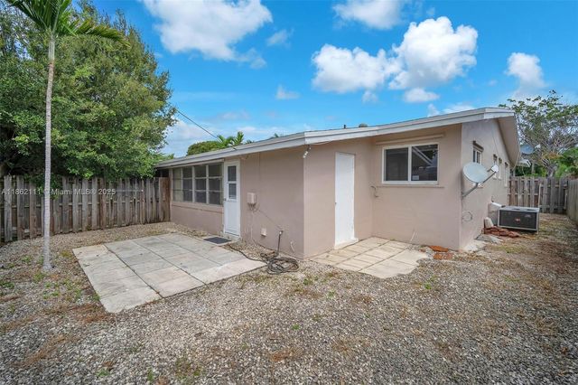 5131 NE 18th Ter, Fort Lauderdale, FL 33308