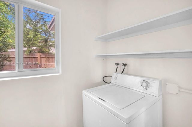 5131 NE 18th Ter, Fort Lauderdale, FL 33308