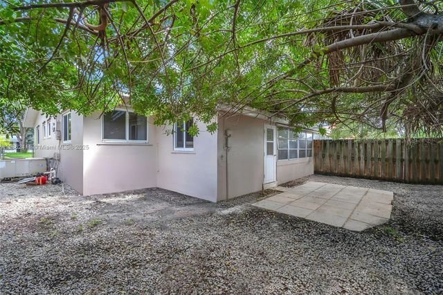 5131 NE 18th Ter, Fort Lauderdale, FL 33308