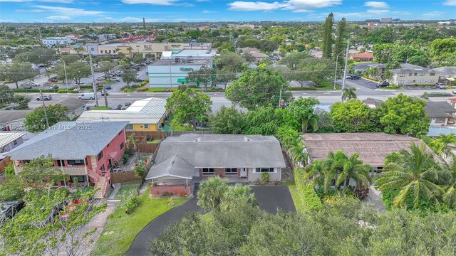 5131 NE 18th Ter, Fort Lauderdale, FL 33308