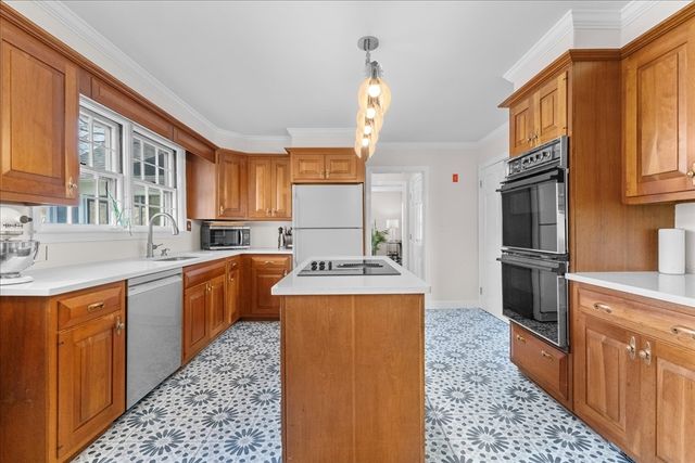 515 Main St, Shrewsbury, MA 01545