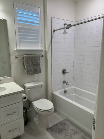 9516 Ceylon Lane, Denton, TX 76207