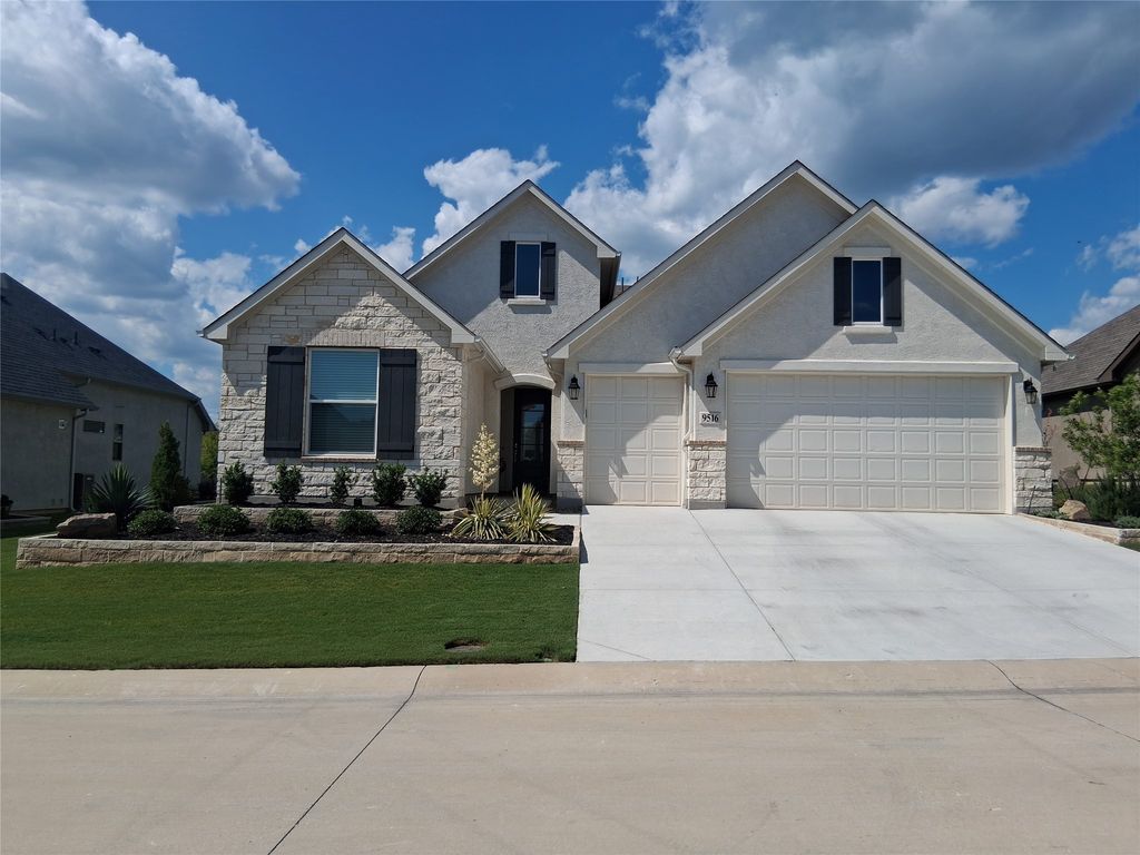 9516 Ceylon Lane, Denton, TX 76207