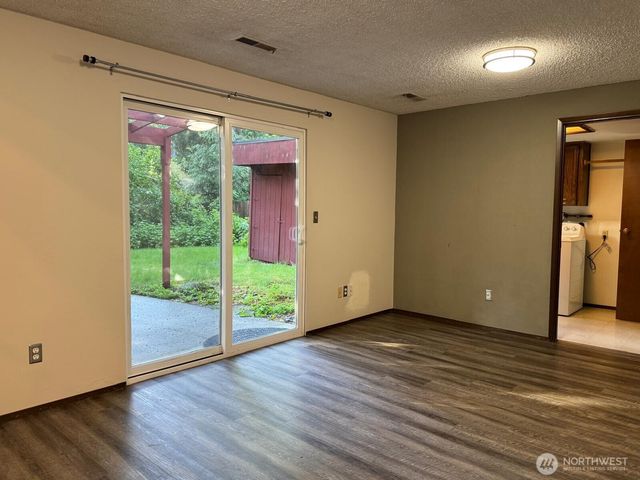 4203 Timberline Drive SE, Lacey, WA 98503