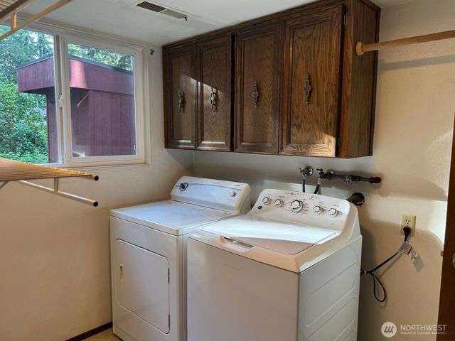 4203 Timberline Drive SE, Lacey, WA 98503