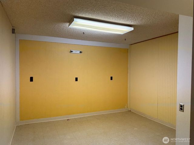4203 Timberline Drive SE, Lacey, WA 98503