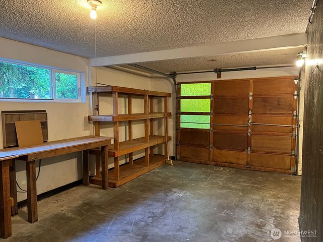 4203 Timberline Drive SE, Lacey, WA 98503
