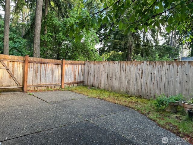4203 Timberline Drive SE, Lacey, WA 98503