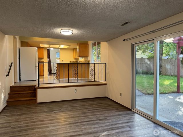 4203 Timberline Drive SE, Lacey, WA 98503