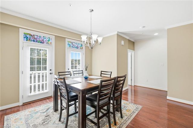 4907 Settlers Market BLVD, Williamsburg, VA 23188