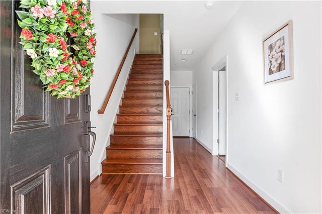 4907 Settlers Market BLVD, Williamsburg, VA 23188