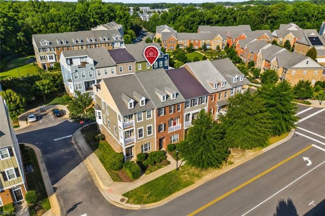 4907 Settlers Market BLVD, Williamsburg, VA 23188