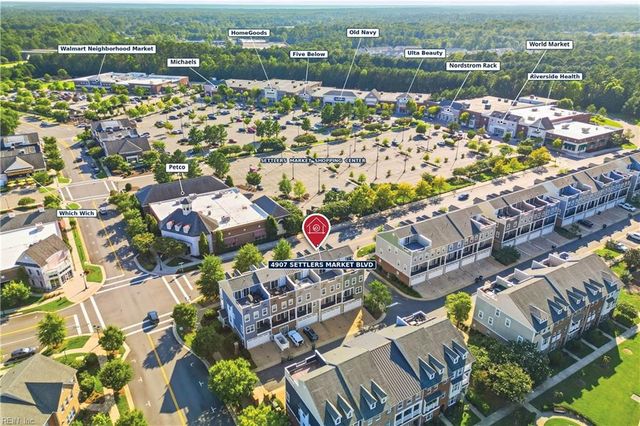 4907 Settlers Market BLVD, Williamsburg, VA 23188