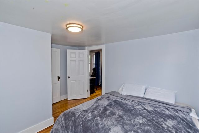 15 Monticello Ave, Springfield, MA 01109