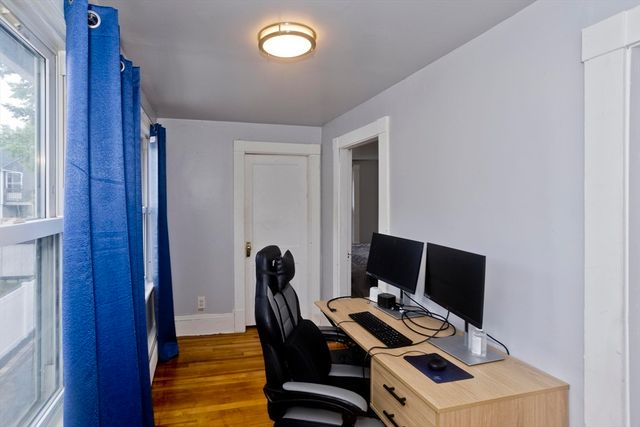 15 Monticello Ave, Springfield, MA 01109