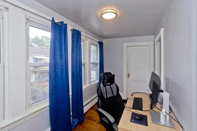 15 Monticello Ave, Springfield, MA 01109