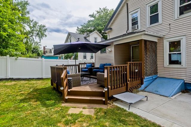 15 Monticello Ave, Springfield, MA 01109