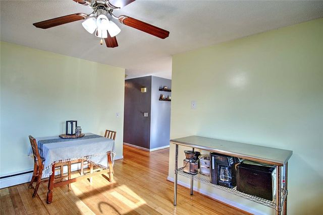 72 Vermont Street, Cranston, RI 02920