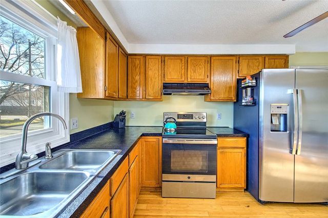 72 Vermont Street, Cranston, RI 02920