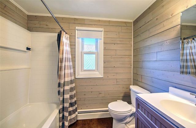 72 Vermont Street, Cranston, RI 02920