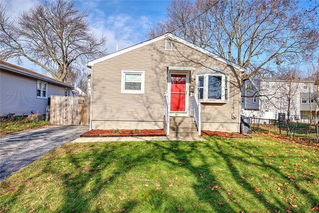 72 Vermont Street, Cranston, RI 02920