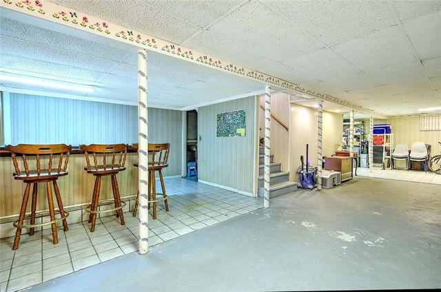 72 Vermont Street, Cranston, RI 02920