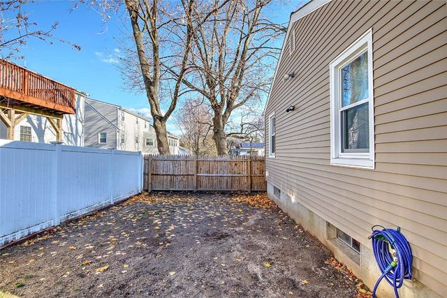 72 Vermont Street, Cranston, RI 02920