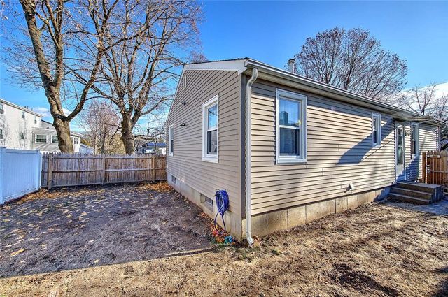 72 Vermont Street, Cranston, RI 02920