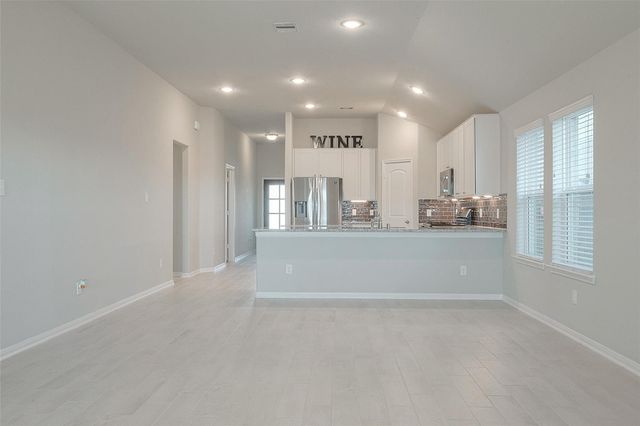 32627 Dew Crest Street, Fulshear, TX 77423