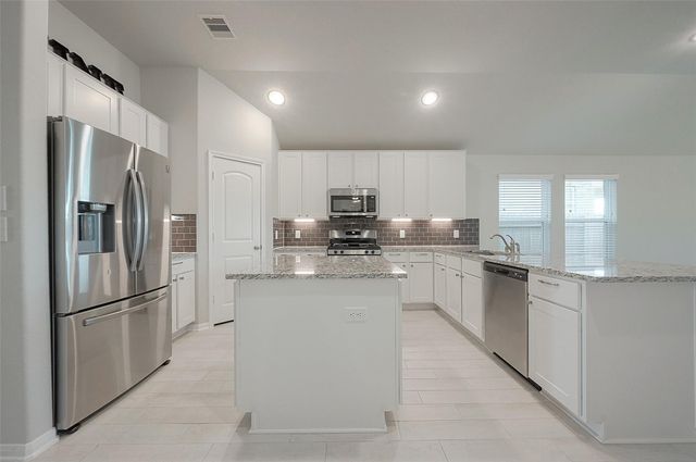 32627 Dew Crest Street, Fulshear, TX 77423