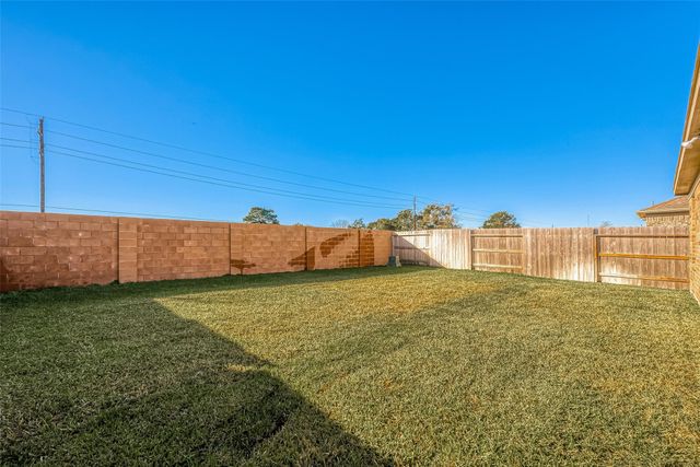 32627 Dew Crest Street, Fulshear, TX 77423