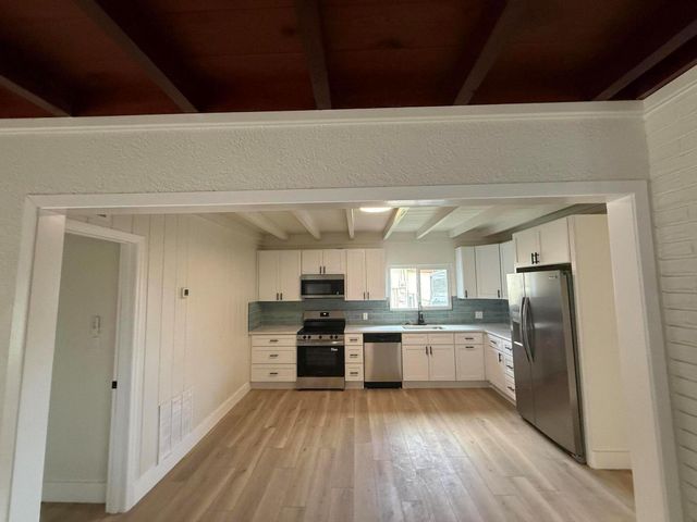 4610 Sunset Boulevard, Fort Pierce, FL 34982