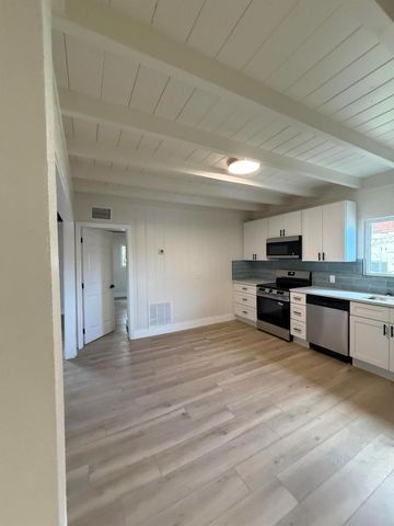 4610 Sunset Boulevard, Fort Pierce, FL 34982