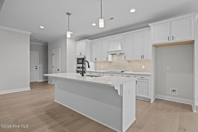 949 Hunter Grace Drive, Winterville, NC 28590