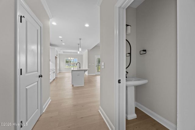 949 Hunter Grace Drive, Winterville, NC 28590
