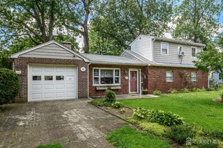 42 Shady Oak Street, Old Bridge, NJ 08857