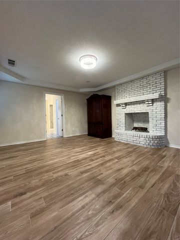 627 Meadowbrooke Place, Duncanville, TX 75137
