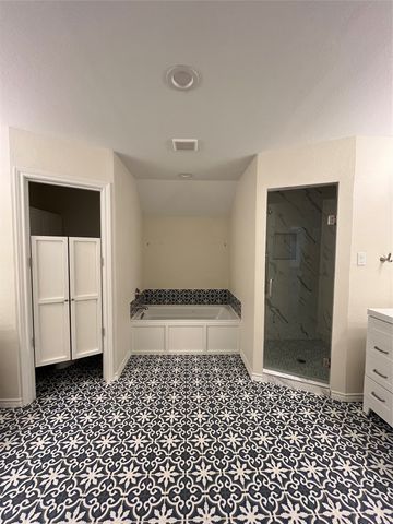627 Meadowbrooke Place, Duncanville, TX 75137
