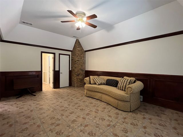 627 Meadowbrooke Place, Duncanville, TX 75137