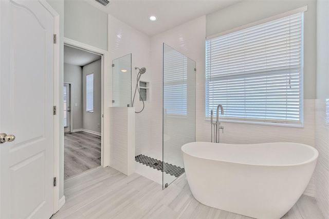 13760 OGAKOR DRIVE, Riverview, FL 33579