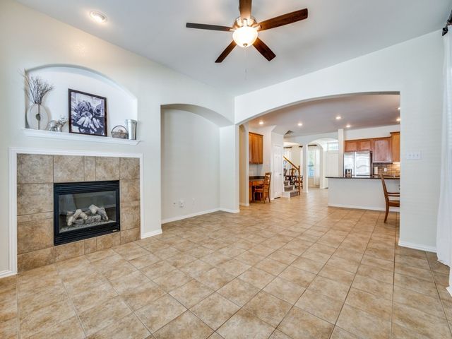 1517 Carriage Lane, Savannah, TX 76227